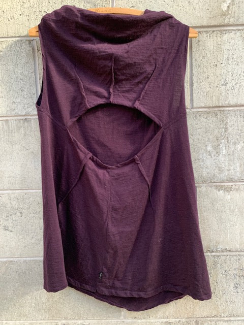 VIXEN / open back merino tank / m (3761044357720872026)