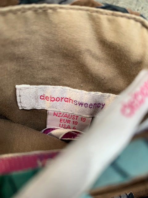 2000s NZ VINTAGE / DEBOrAH SWEENEY / tiered mini / 10 (3767177978564495988)