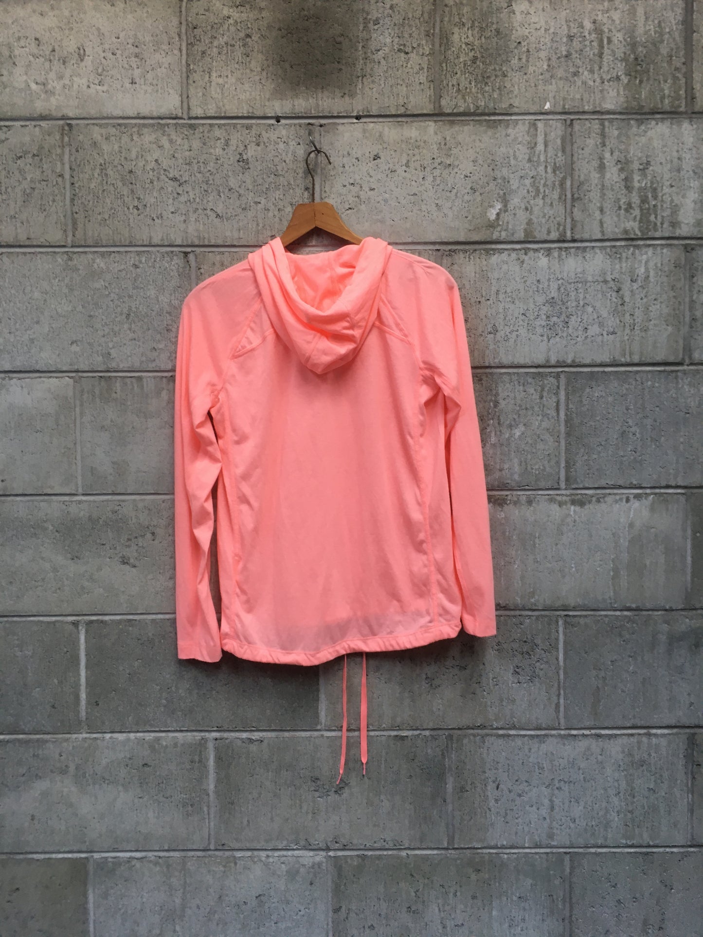 UNDER ARMOUR heat gear pink hoodie M (3769493868600558338)