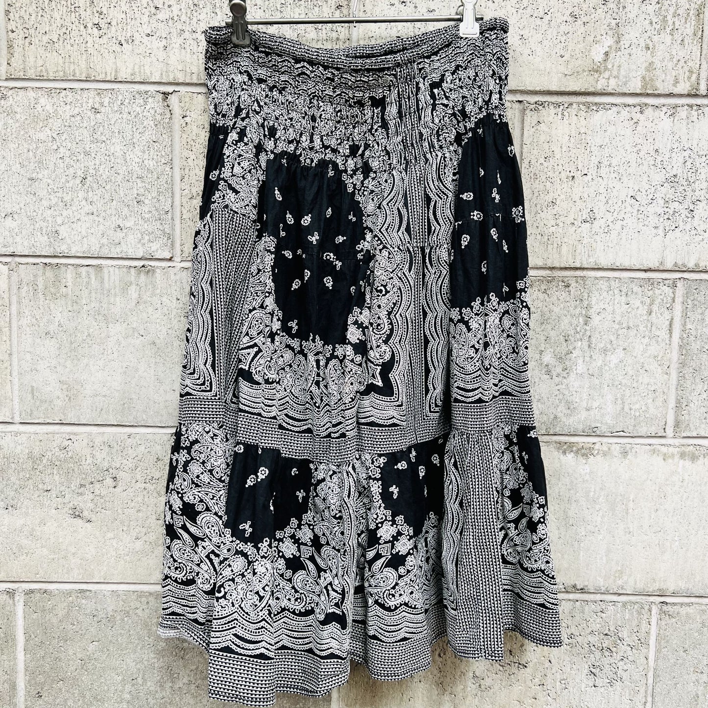 vintage / tiered skirt / s/m (3799384865077023542)
