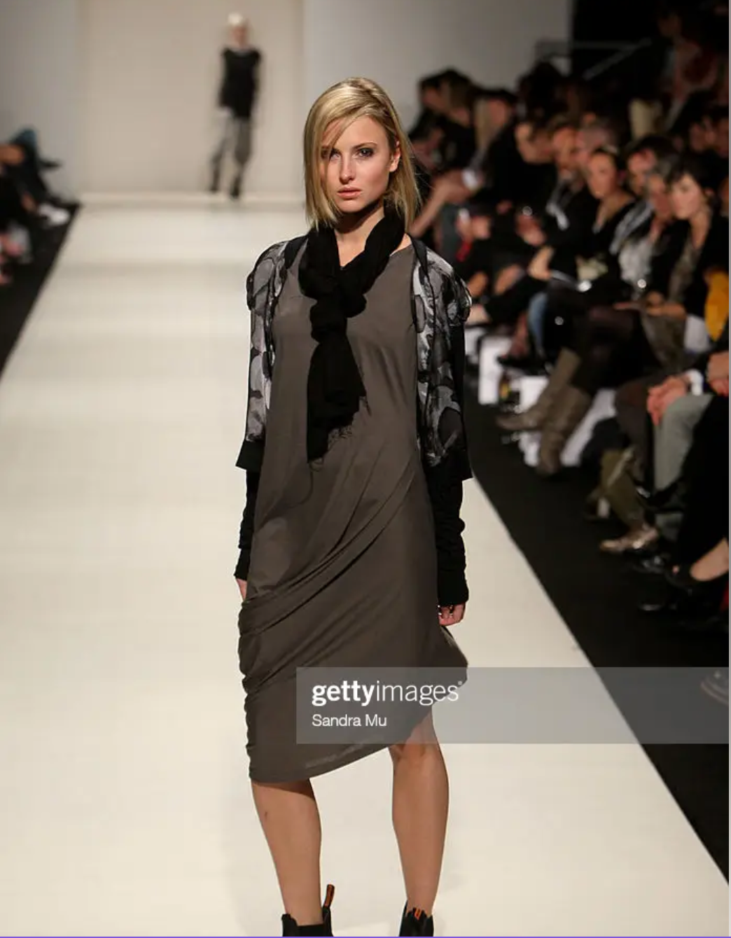 united constructions / soft wool mix dress / 2 / made in australia (3825327761305939936)