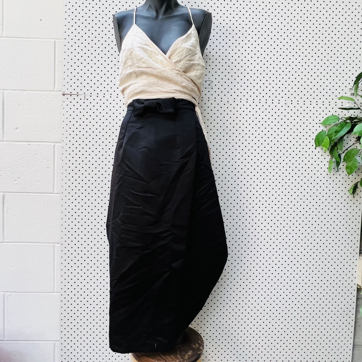 RUBY / yuko satin skirt / s / made in nz / BNWT Skirts