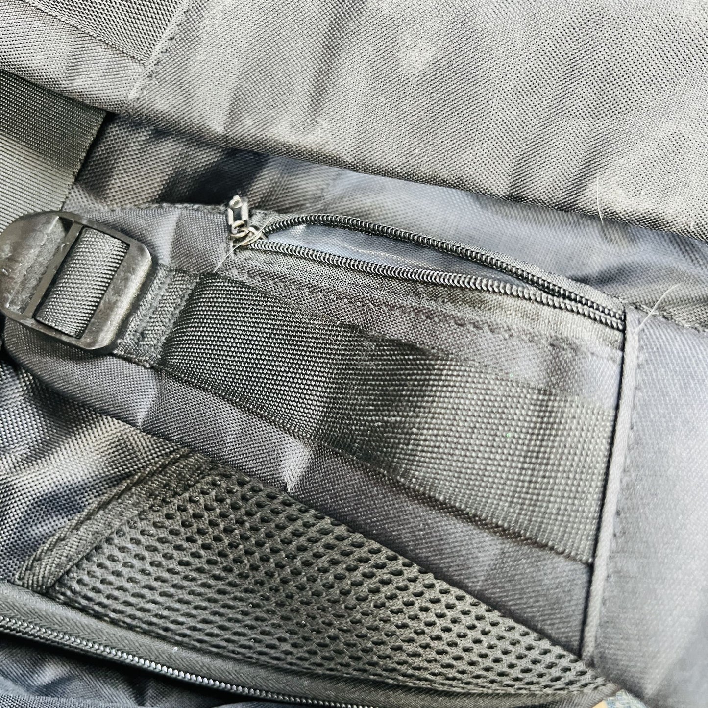 padded backpack (3843023542836471110)