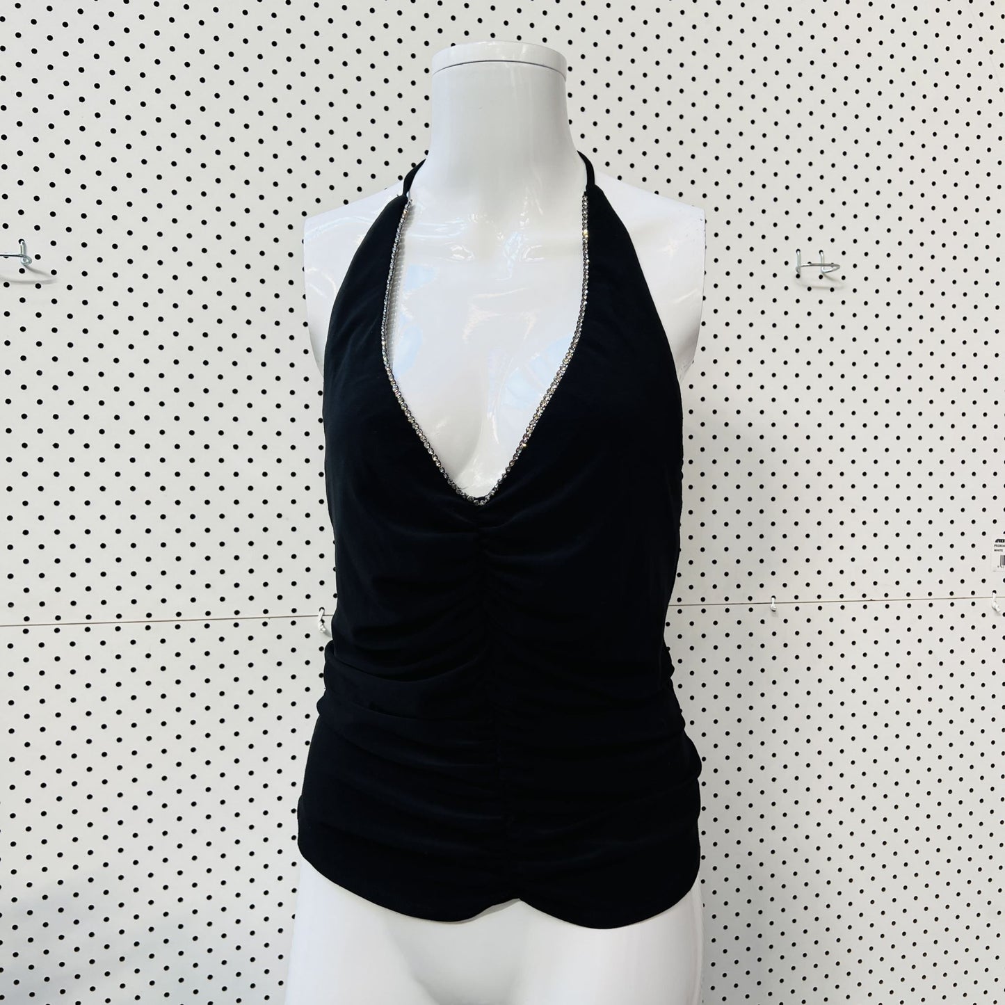 aussie vintage / MR K / halter top with plunge diamanté neckline / s (3848834252518367098)