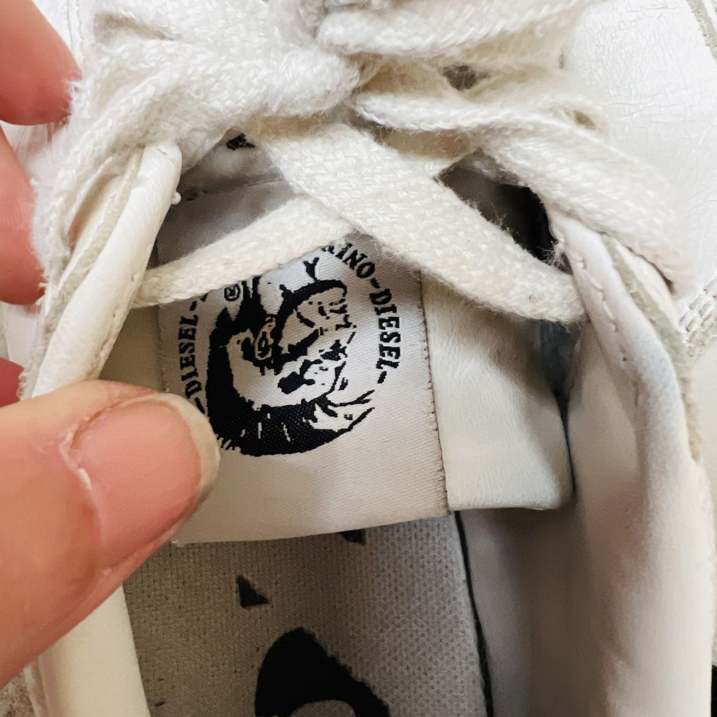 DIESEL / S clever low white leather sneakers / 39 (3850103236095500238)