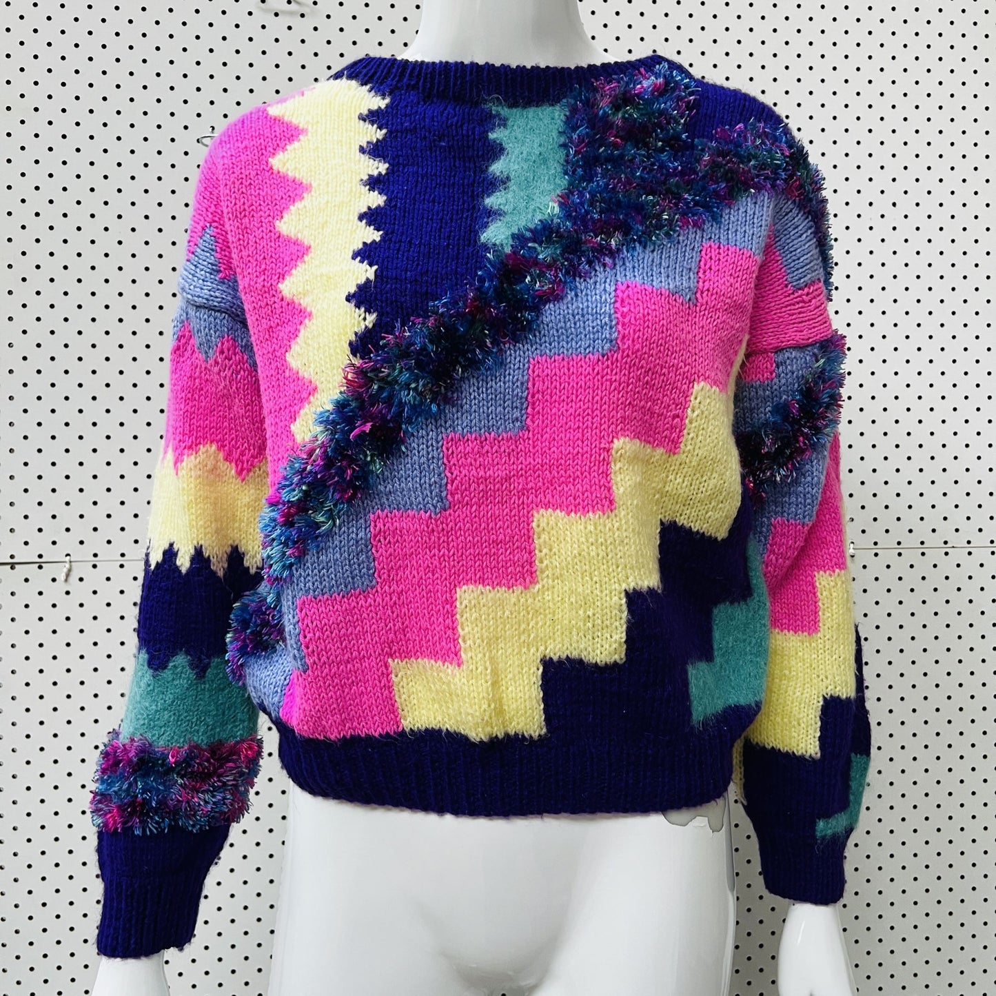nz vintage / handmade / 1990s art jumper / s/m (3853149507131047652)