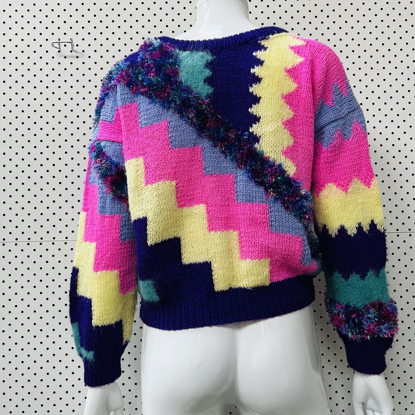nz vintage / handmade / 1990s art jumper / s/m (3853149516398308660)