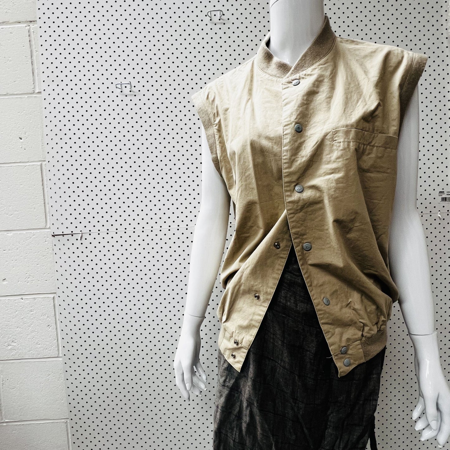 vintage / dome front vest / s/m (3854882969359061868)