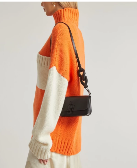 JW ANDERSON / tonal chant baguette bag in pink / $1300rrp / brand new with tags (3857496636913220113)