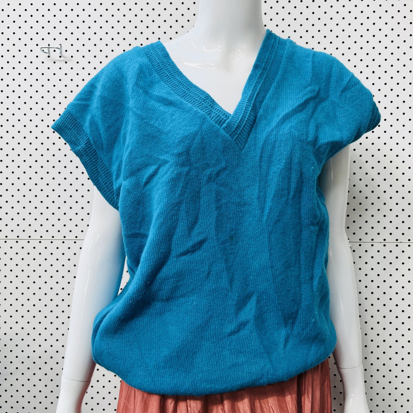 nz vintage / CLASSIFIED / 1990s bright blue wool vest / L (3860327485979029524)