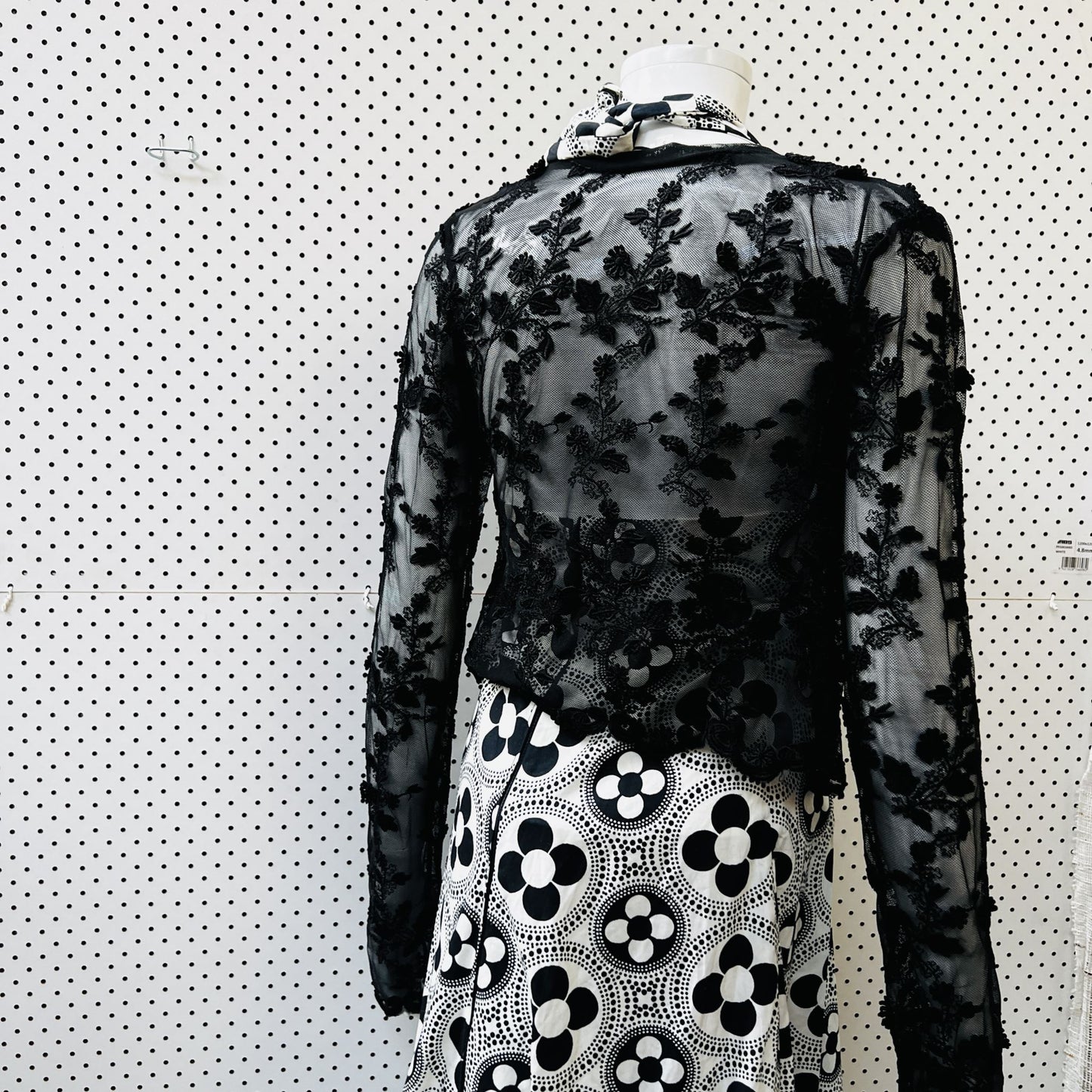 1990s nz vintage / CAPPODOCIA / sheer lace + mesh cardigan / s (3860483337810949845)