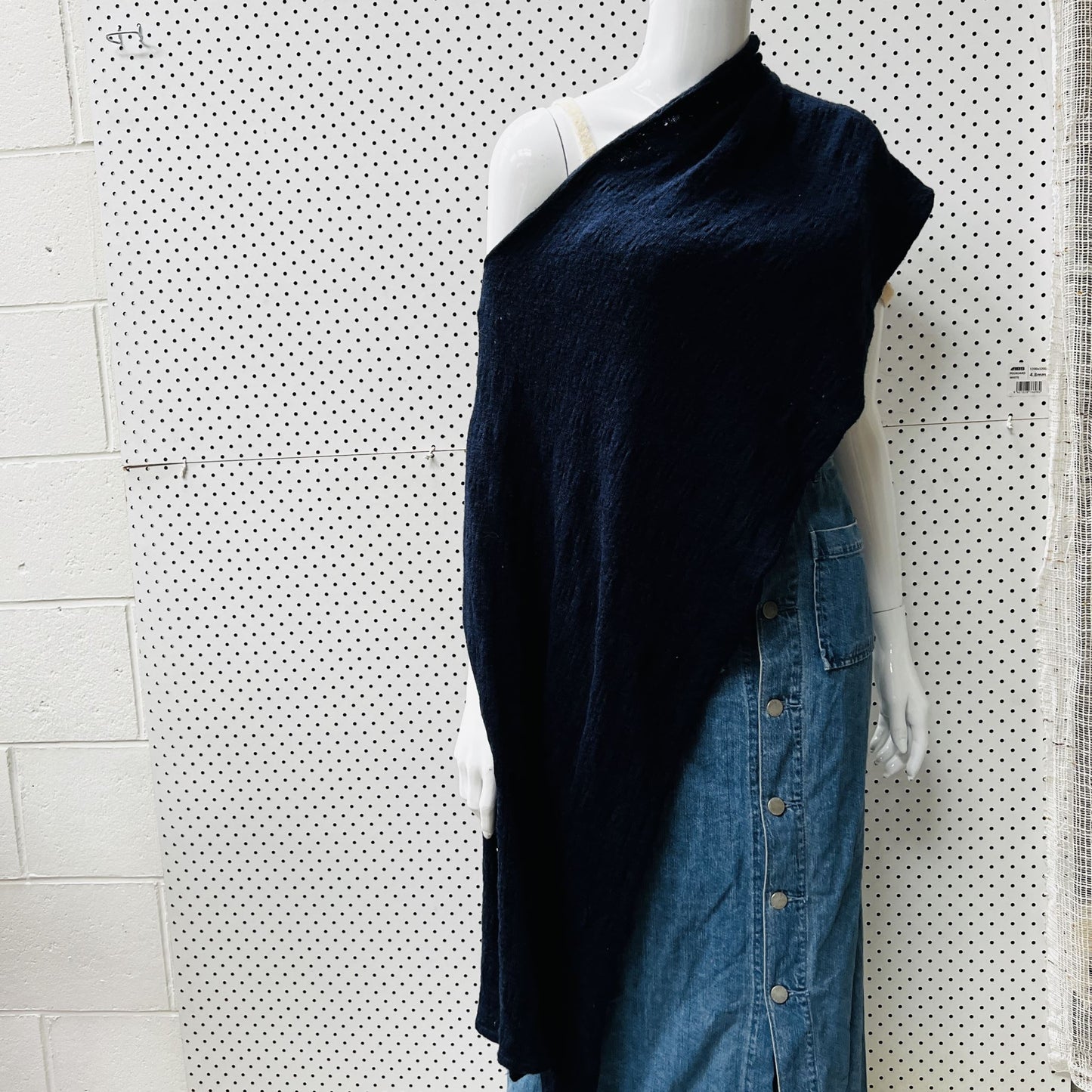 UNTOUCHED WORLD / wool wrap / poncho / scarf (3862307114139662021)