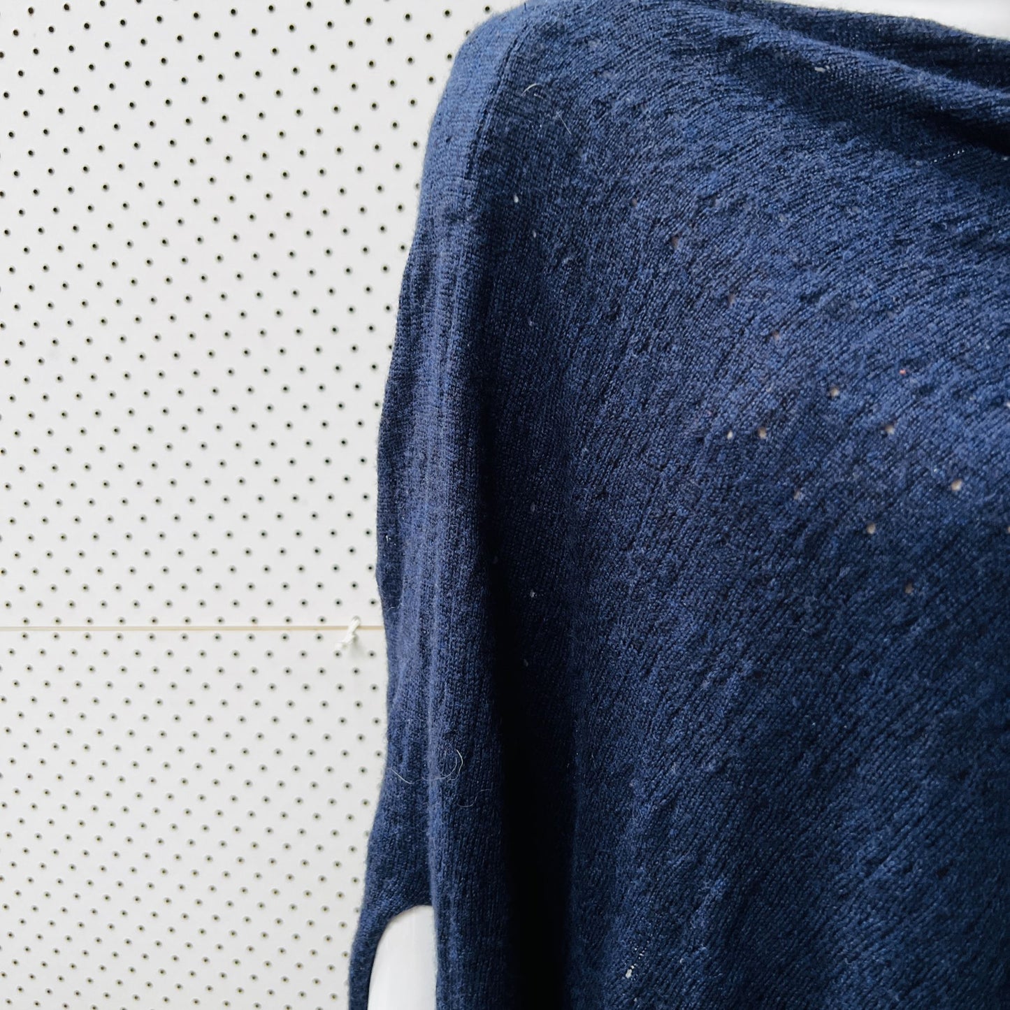 UNTOUCHED WORLD / wool wrap / poncho / scarf (3862307133184175746)