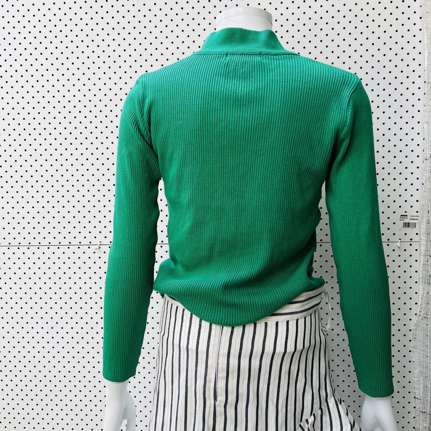 urban outfitters / ribbed half zip jumper / m (3862677955610219529)