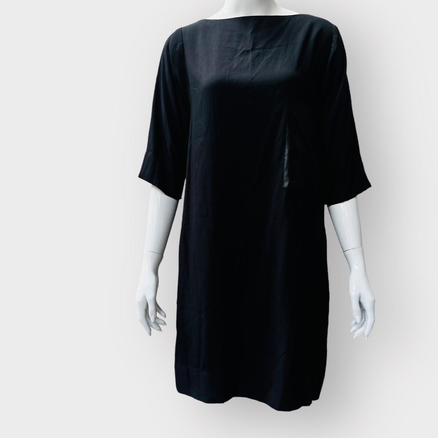 GREGORY / shift dress with feature pocket / 12 Dresses