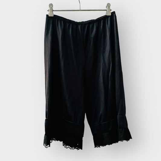 nz vintage / bloomers / s/m / made in levin (3865242450310379727)