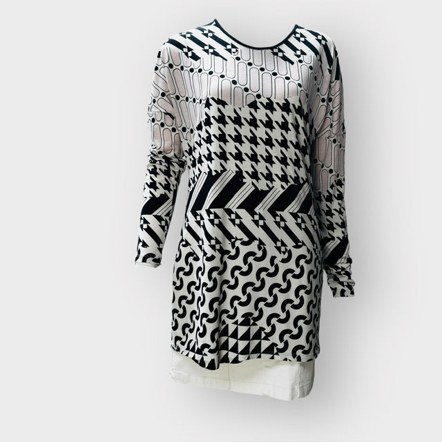 PAULA RYAN / medley print tunic / m Tops & shirts