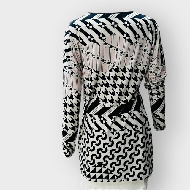 PAULA RYAN / medley print tunic / m Tops & shirts