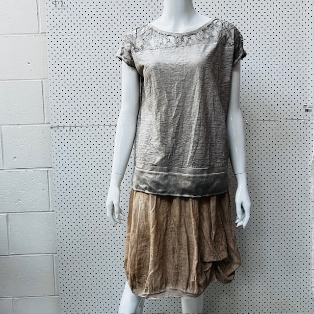 semi sheer / bubble hem skirt / s/m (3866001499906203083)