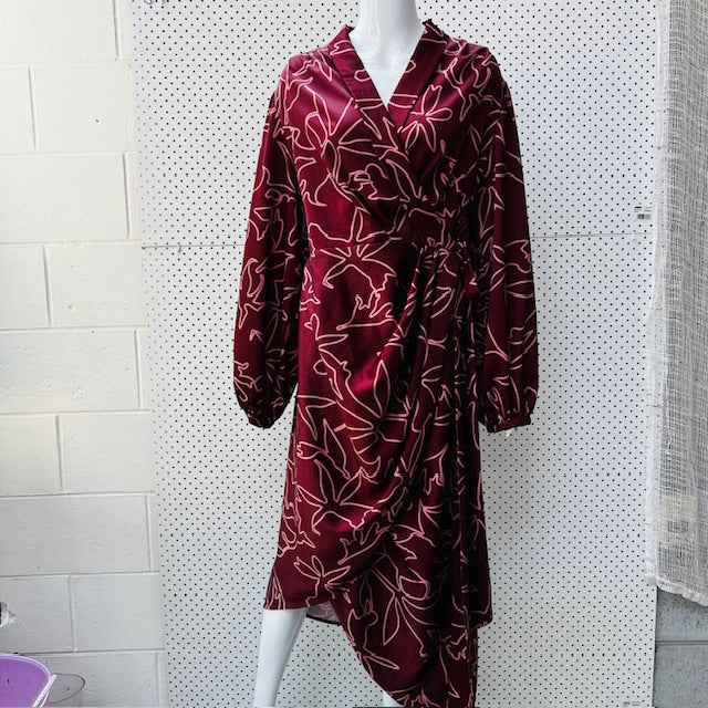 C/MEO collective / wrap dress / XL (3867482066831990481)