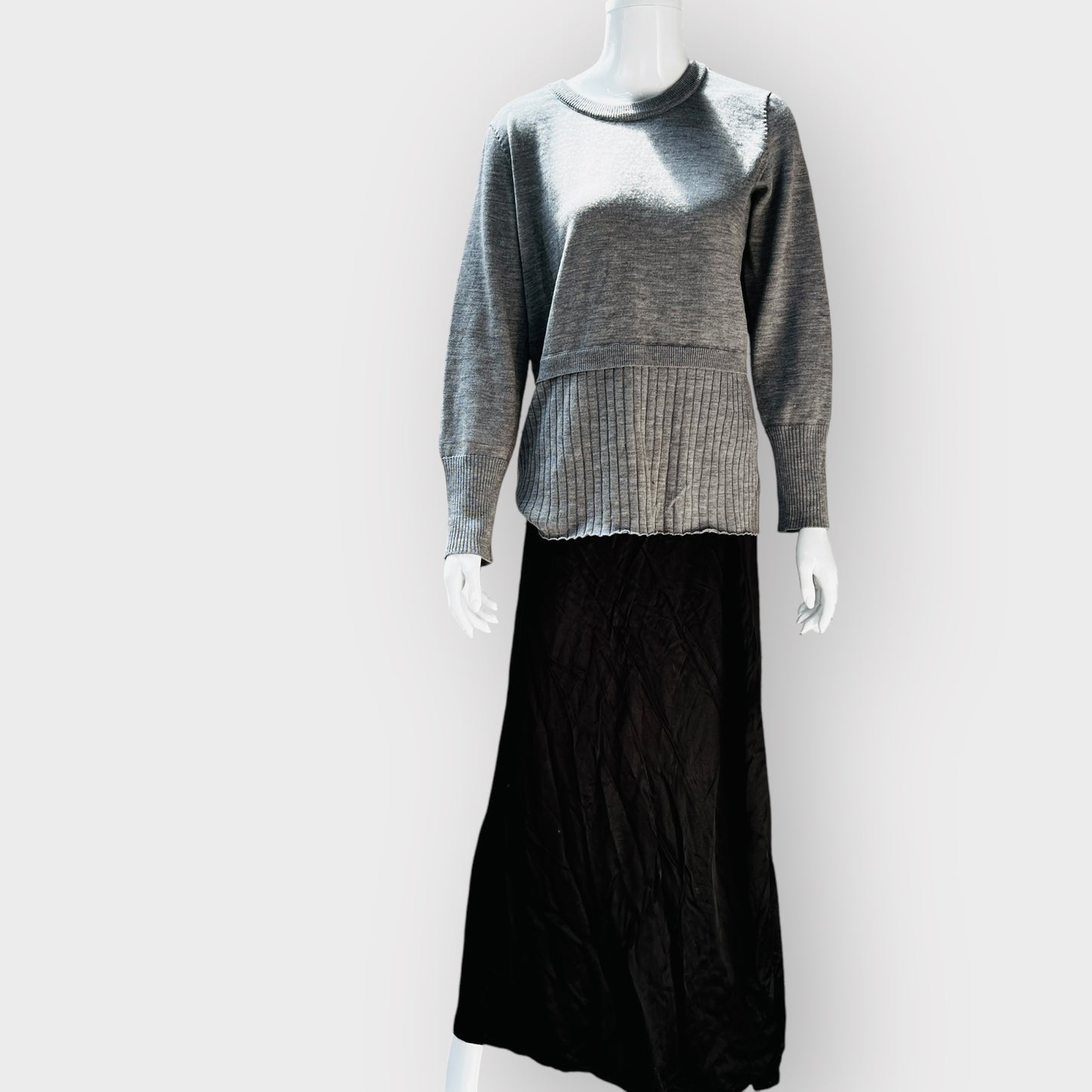 STANDARD ISSUE / merino jumper / L / made in nz Tops & shirts