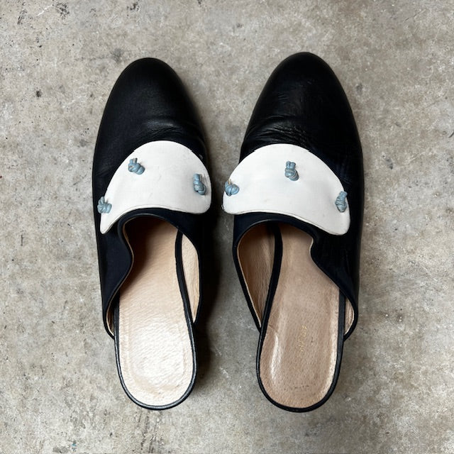 ALPHA 60 / black and white mules / size 39 (3871810456798702777)