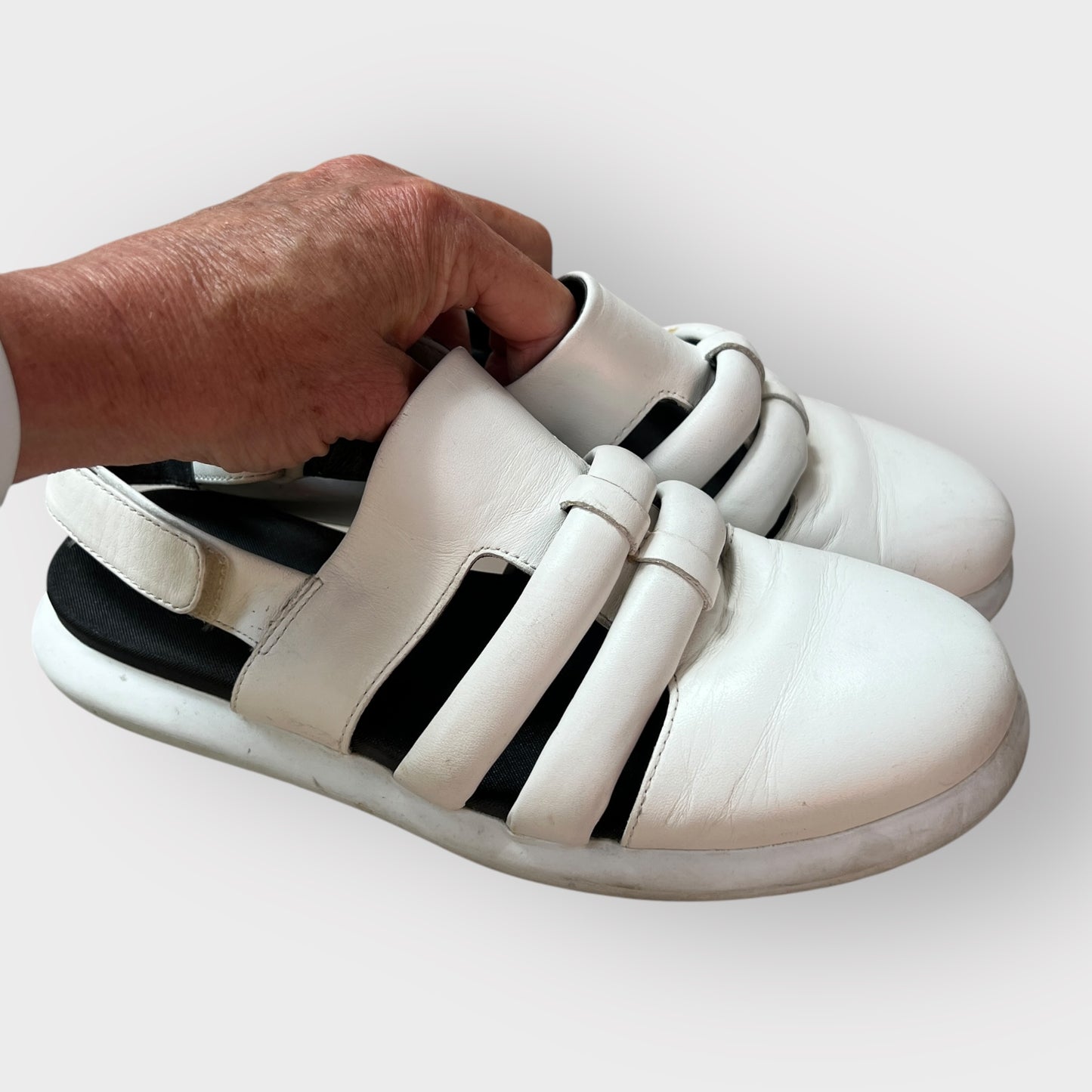 camper / capsula / 39 (3871810756118457564)