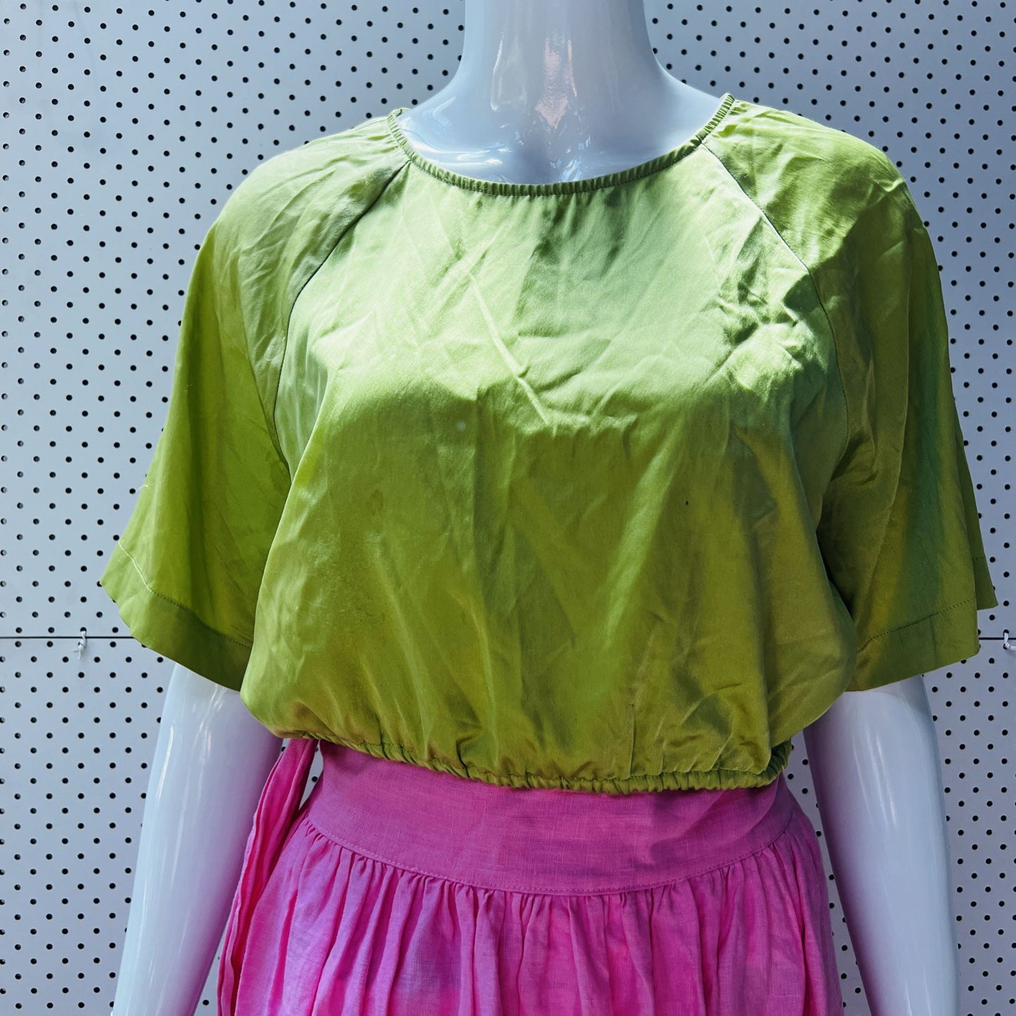 HANSEN & GRETEL / green silk open-back top / s (3873103509730165164)