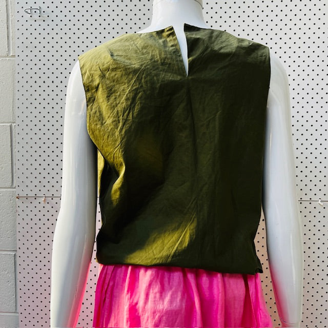 2000s nz vintage / MARILYN SAINTY / green sheath tank / 10 Tops & shirts