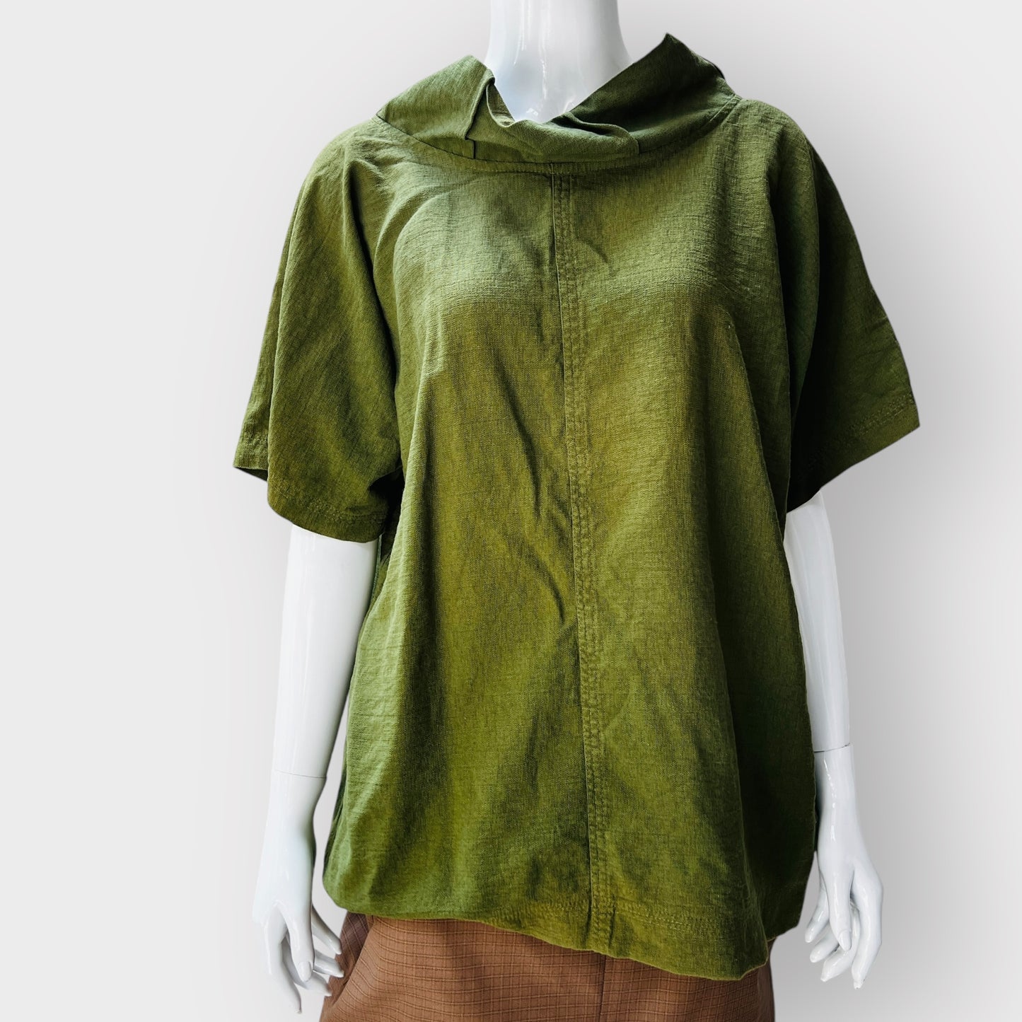 NANCY RAINE / green shaped linen top / L (3873598161539205407)