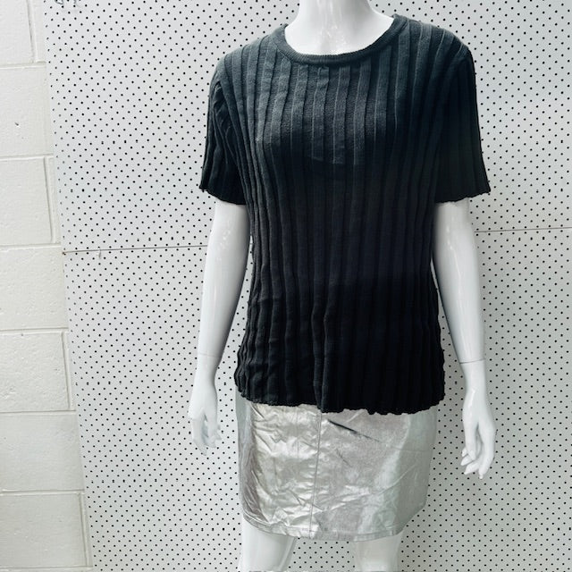 SIENNA BLAIR / green knit top / made in nz / s (3876209171999406719)