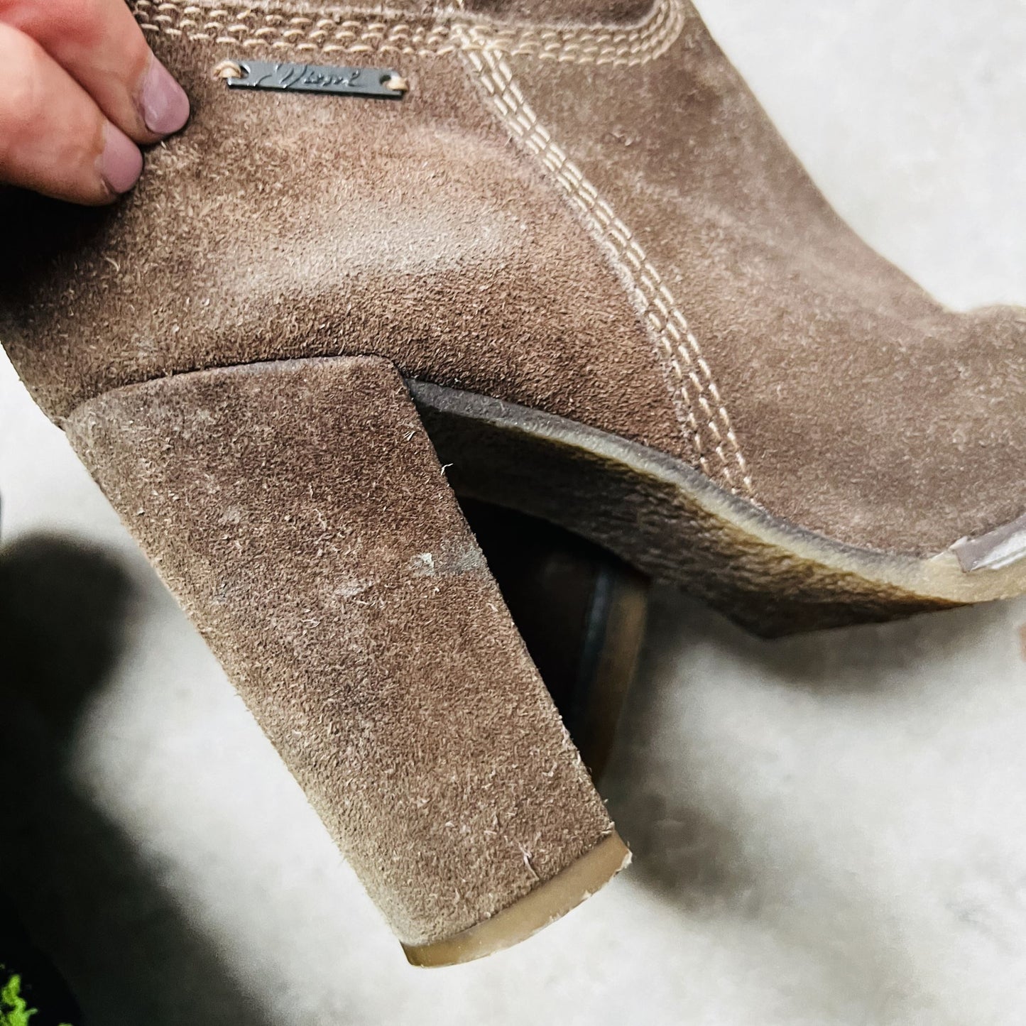 DIESEL / brown suede leather boots / 38 (3876565866662332061)