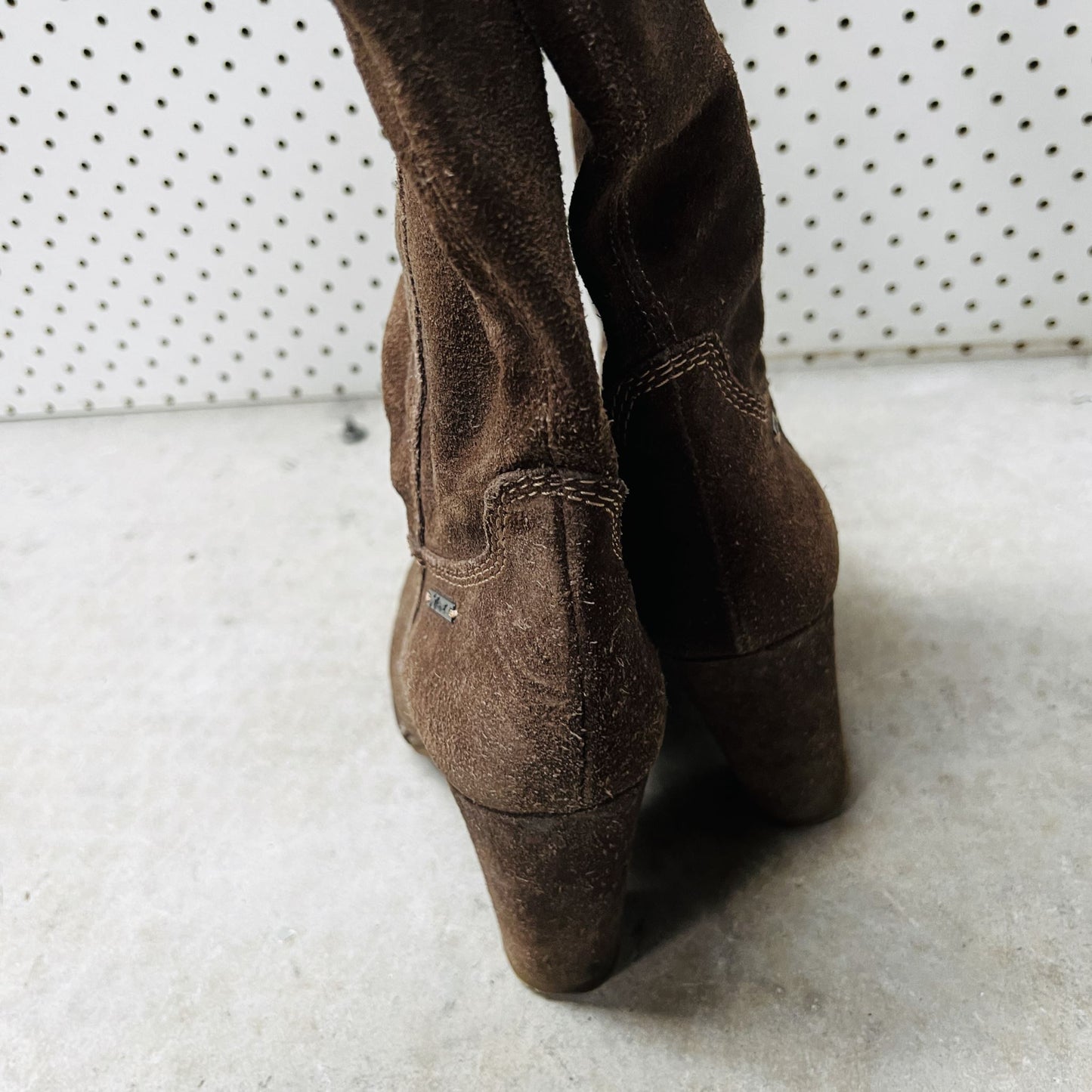 DIESEL / brown suede leather boots / 38 (3876565896752455381)