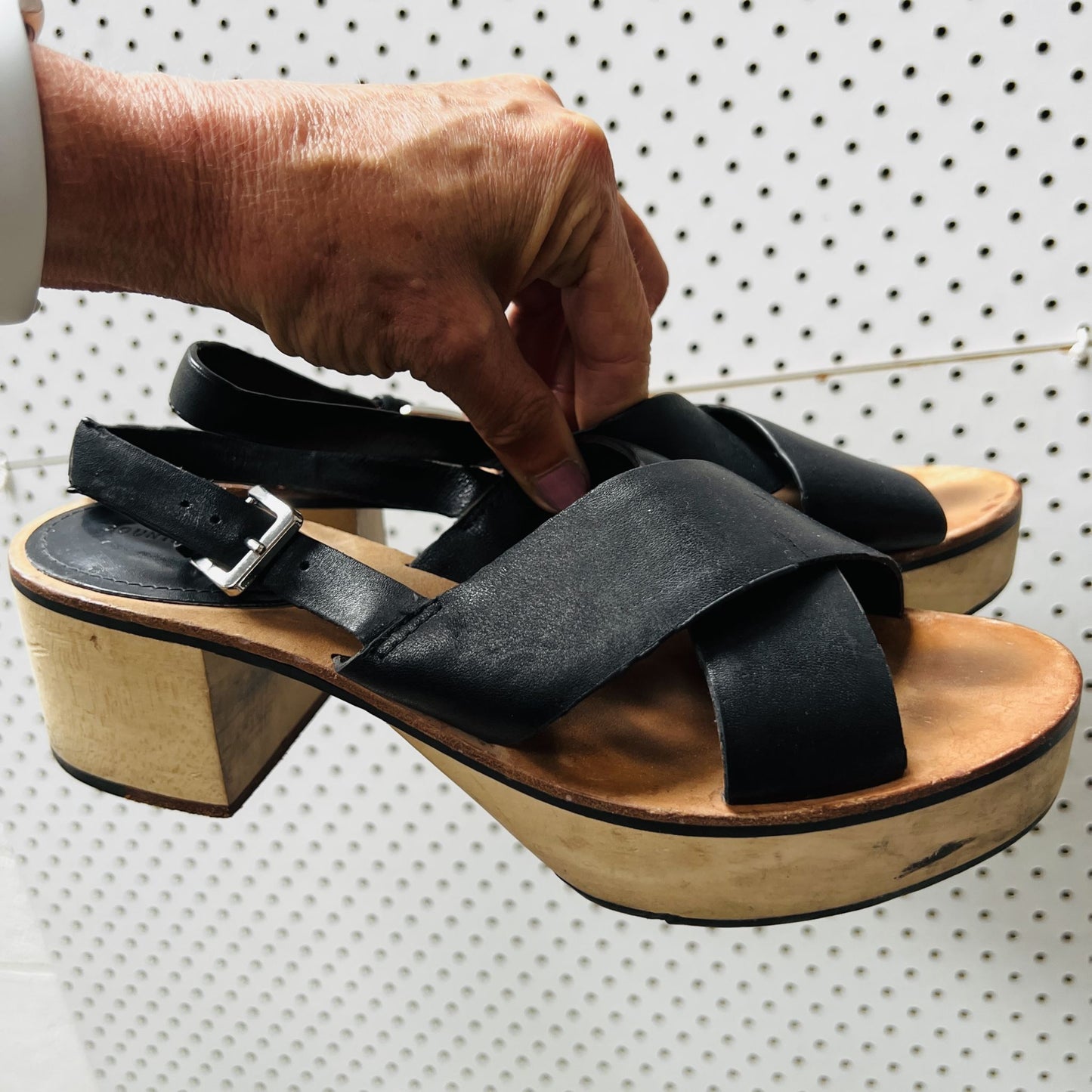 COUNTRY ROAD / 'morgan' wooden platform sandals / 38 (3876566094102380659)