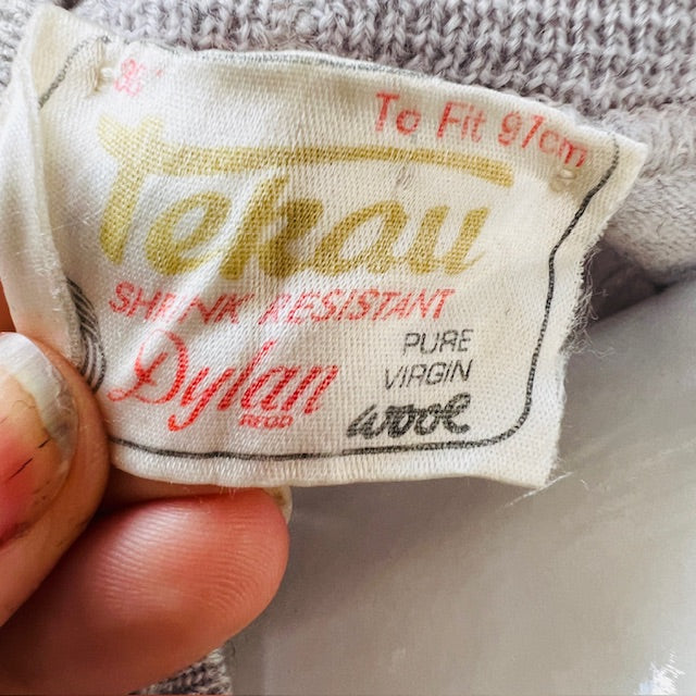 1960s nz vintage / pure wool / TEKAU / cardigan Jerseys & hoodies