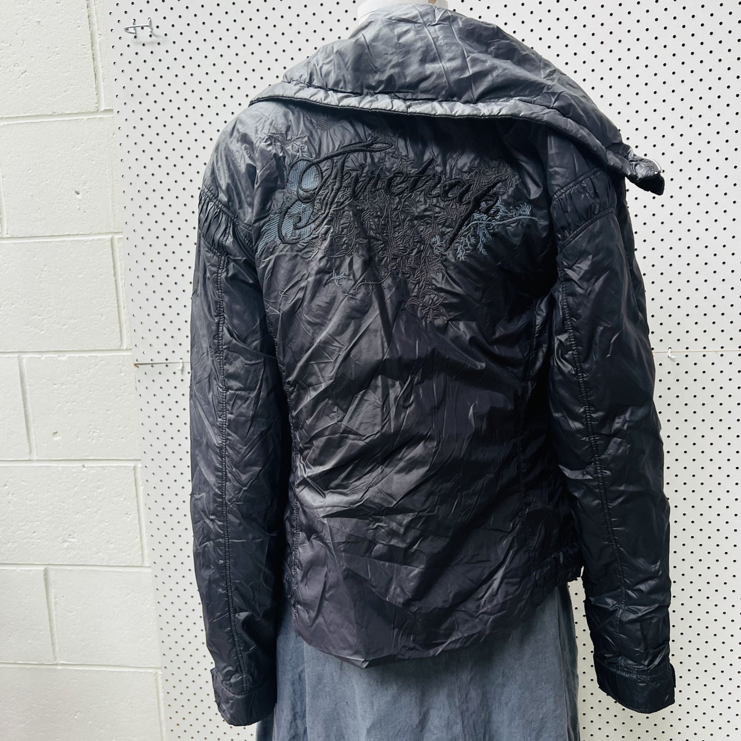 FIRETRAP / quilted jacket with embroidery to back / s (3879066513221304251)