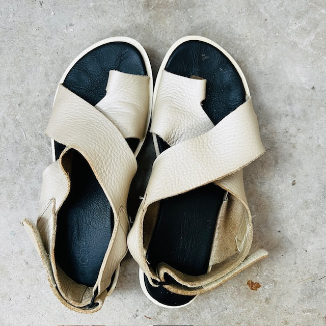 ARCHE / icam slingback / 39 (3879653085839572024)