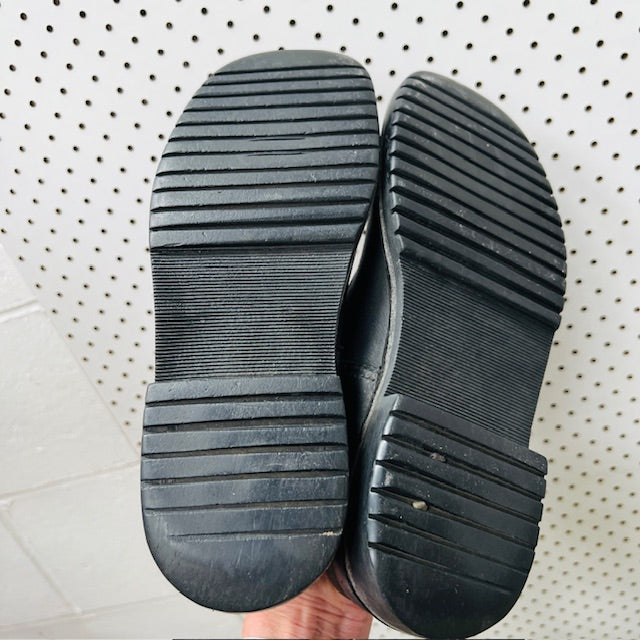 vintage MCKINLEYS / mary janes in black leather / 39 (3881400994160242890)
