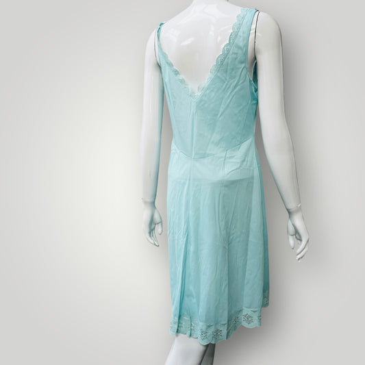 NZ vintage / turquoise slip / s (3883203703753825784)