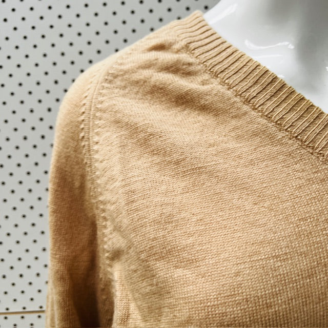1980s nz vintage / TEKAU / v neck wool jumper / M Tops & shirts