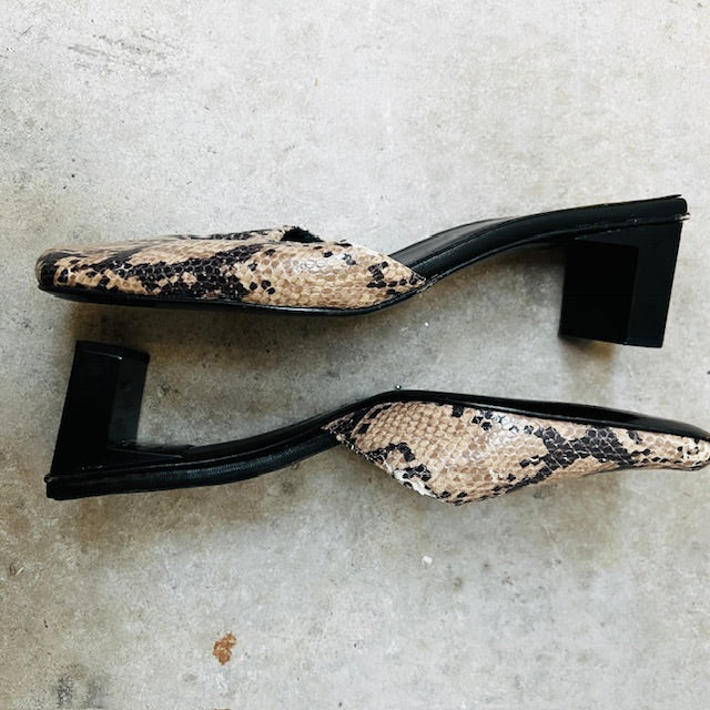 2000s spanish vintage / FX FLUXA / snakeskin mules / 38 (3883479608005081526)