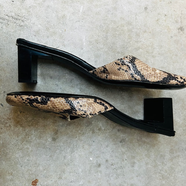 2000s spanish vintage / FX FLUXA / snakeskin mules / 38 (3883479609943556077)