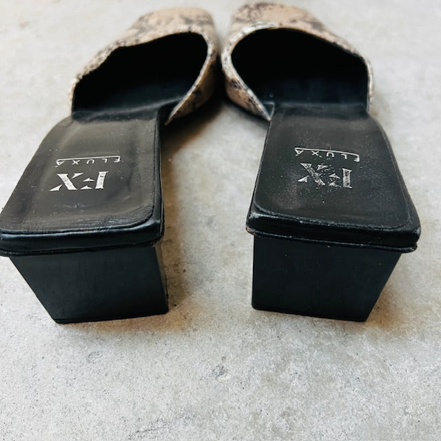 2000s spanish vintage / FX FLUXA / snakeskin mules / 38 (3883479614659332803)