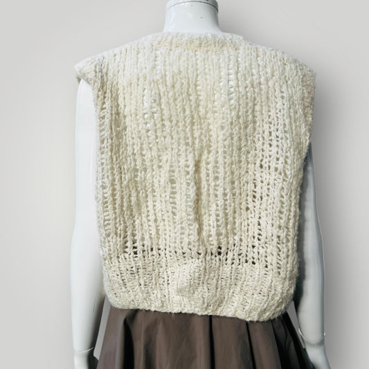 hand knitted / cream vest / s/m (3883809602459377234)