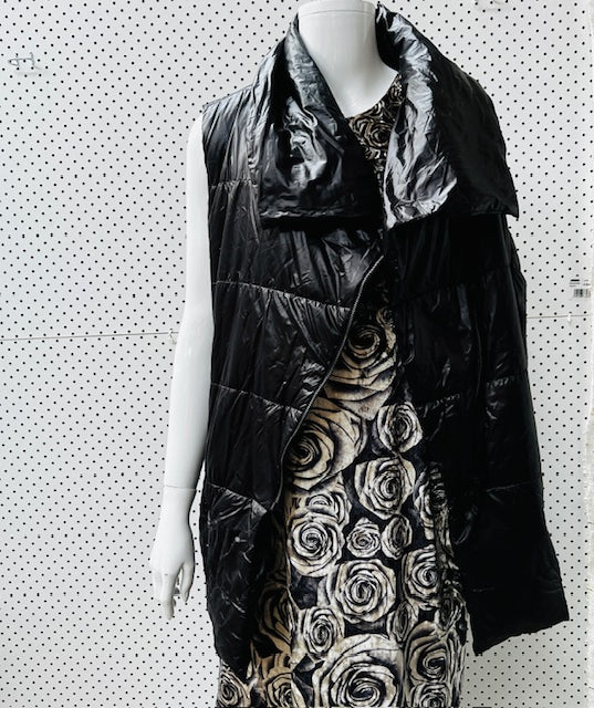 VERGE / tate vest / $280rrp (3883918124402438084)