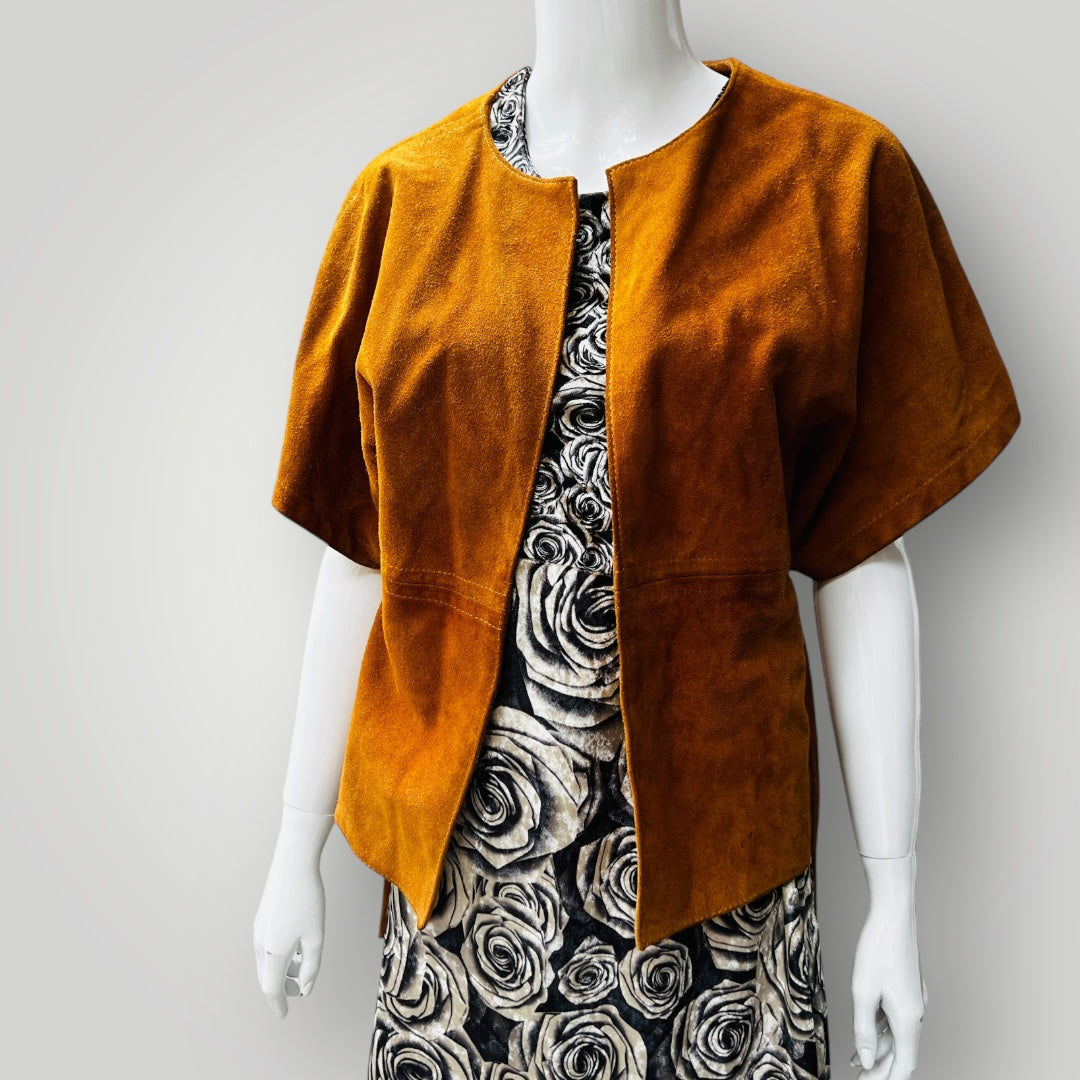 short sleeved / leather jacket / s/m (3883996677769324972)