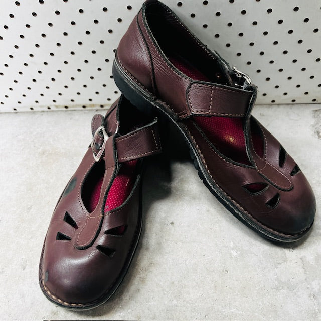MCKINLEYS / 'kristen' brown leather mary-janes / 39 / made in nz / $180rrp (3885367246025972508)