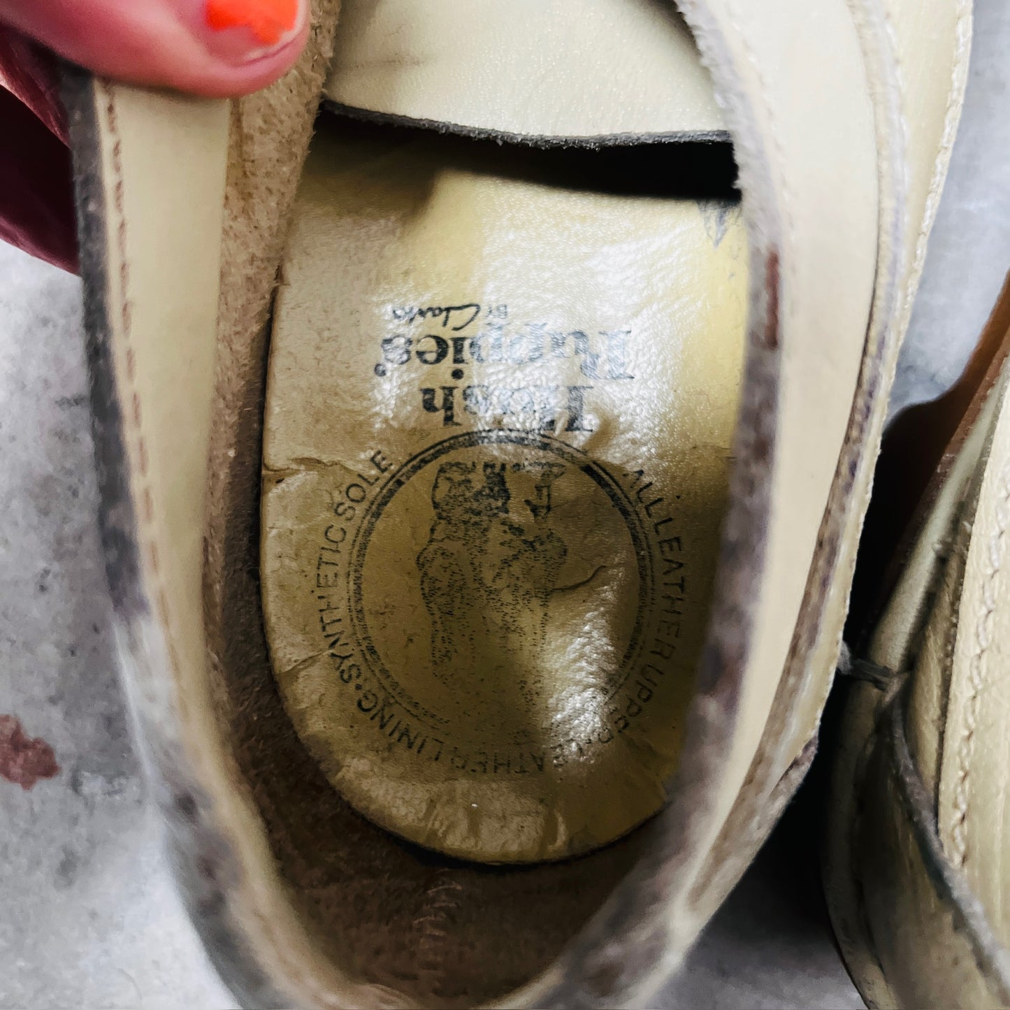 1970s vintage / hush puppies by clarks / 7.5 (3885538334828871242)