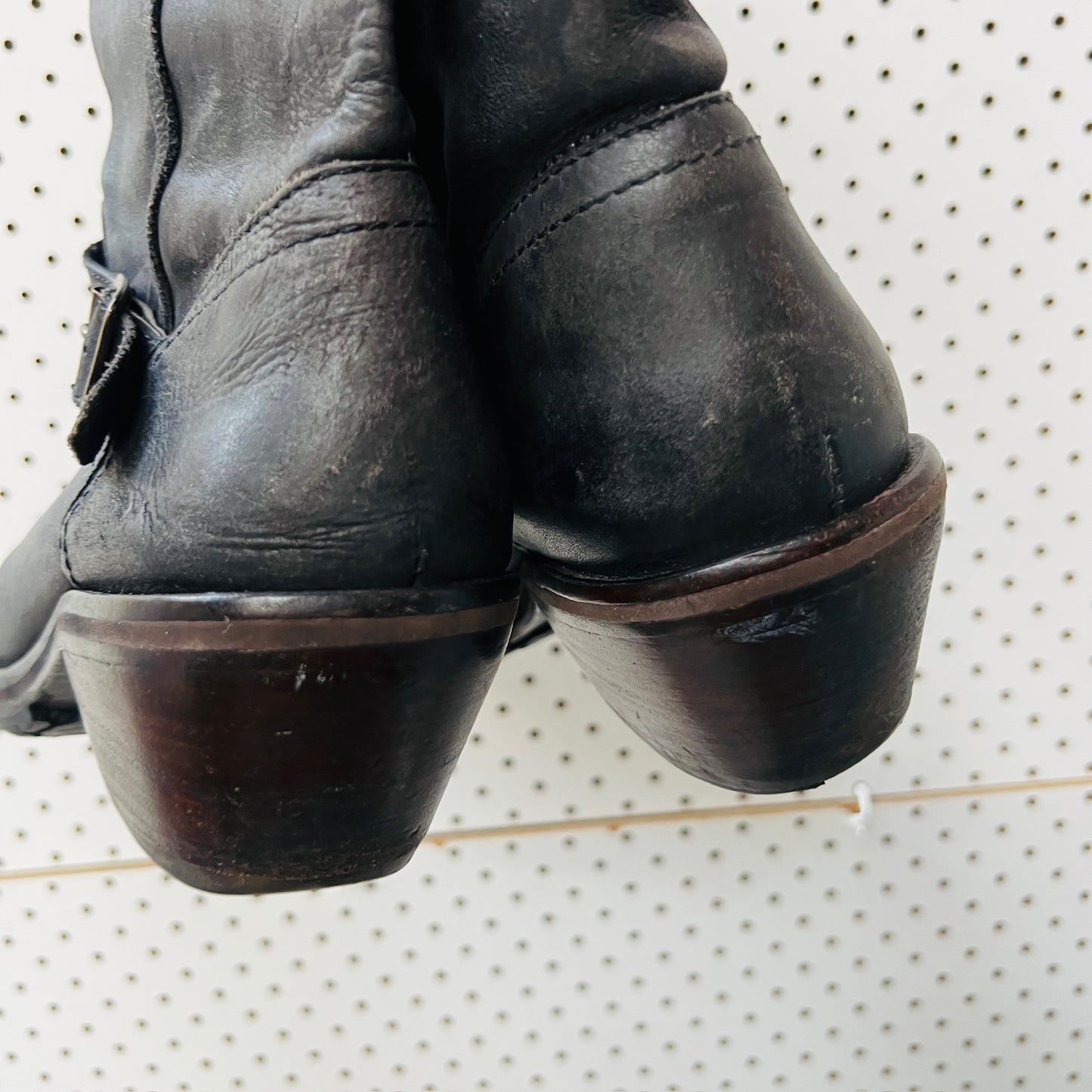 Kathryn Wilson / Black leather bikers boots / 38 (3885721540579500012)