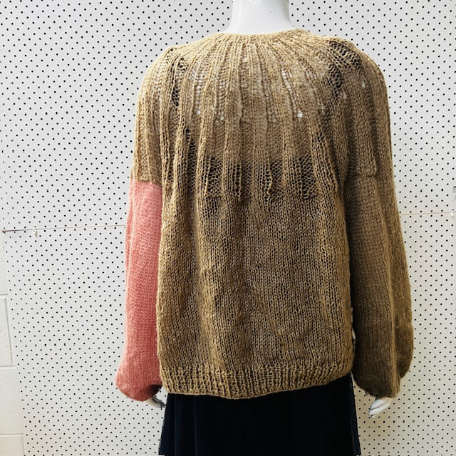 hand knitted / oversized loose stitch soft merino cardigan / s/m (3886319067402205130)